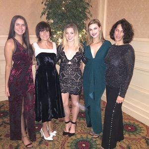 Mini black v neck lace dress